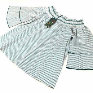 grand green bell sleeve